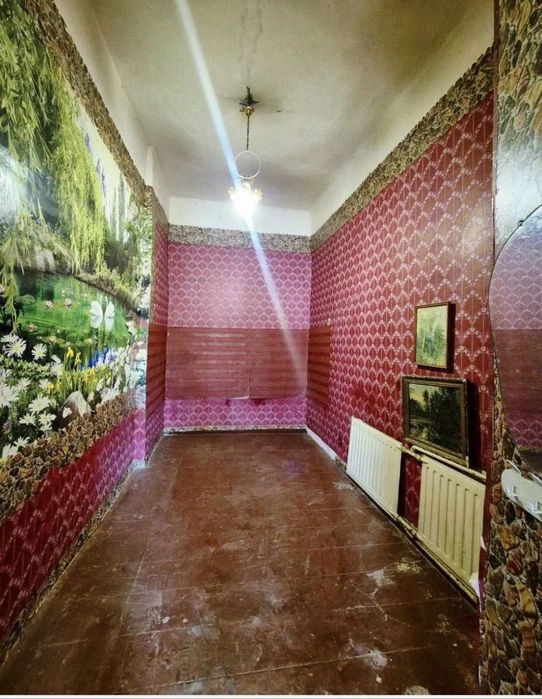 Продам частину Будинку в центрі міста вул.Карабінерна