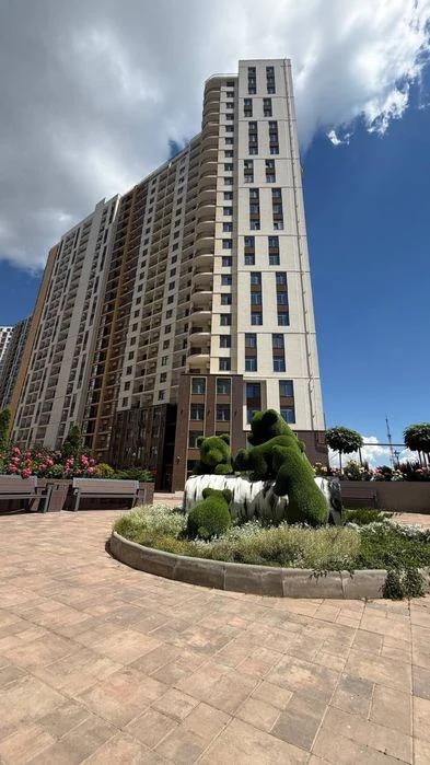 Продам 1 комнатную квартиру 43 м Кадорр Сити,, Краснова, Вы