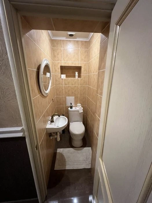 Продаж квартири метро Олімпійська
