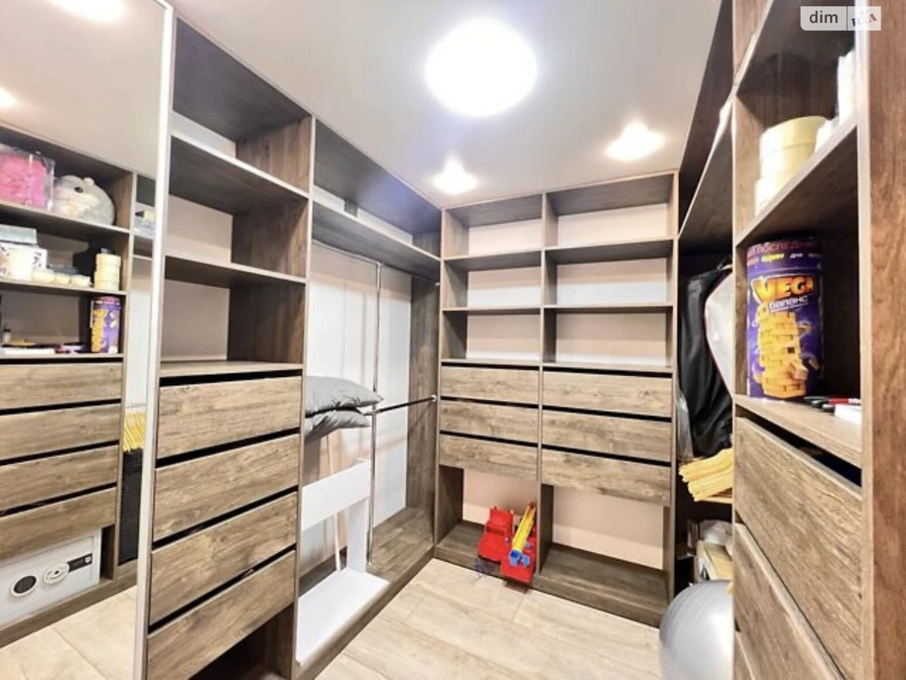 Продаж Квартира Сонячний