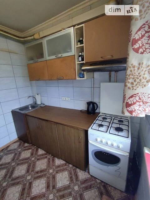 Здам в оренду кімнату на вул. Вишгородська 32/2 довгостроков