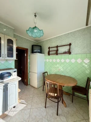 Продам 3к квартиру, Доброхотова, 1, 72 кв, Житомирська, Акад