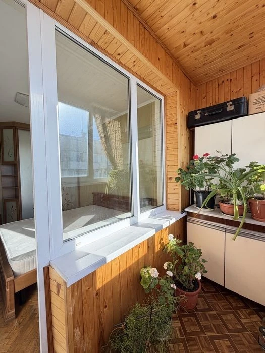 Продам 3к квартиру, Доброхотова, 1, 72 кв, Житомирська, Акад