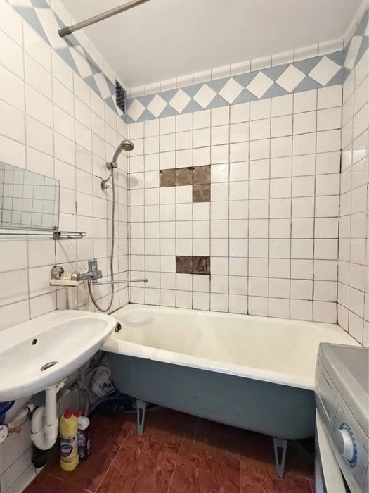 Продам 3к квартиру, Доброхотова, 1, 72 кв, Житомирська, Акад