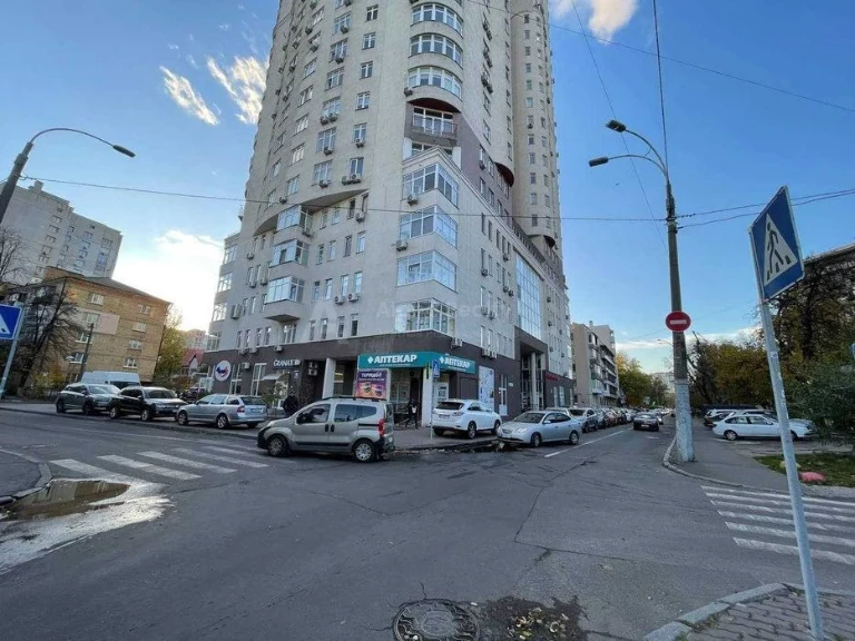 Без% Преображенська (Клименко) 8б, новий будинок