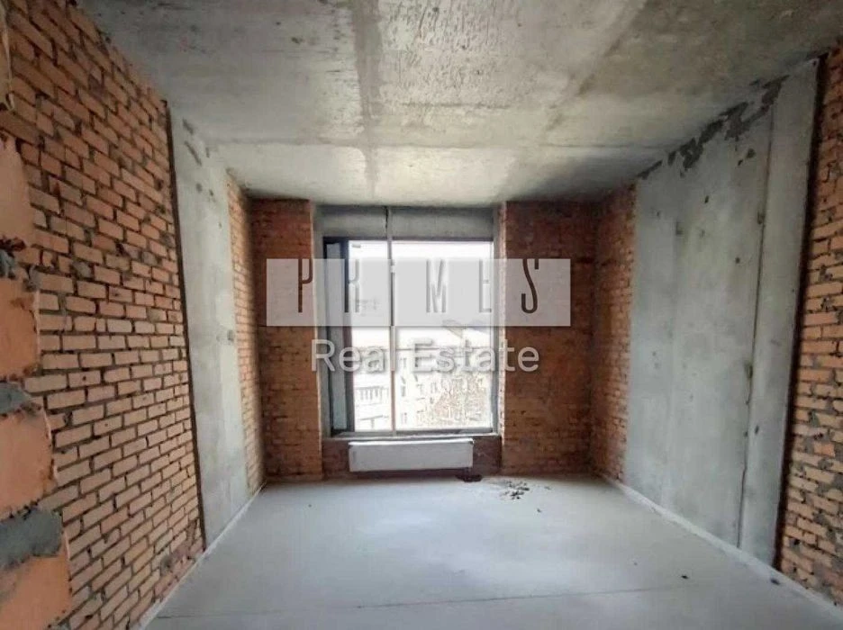 Продаж 4к квартири 106м2 без ремонту Edelweiss House Звірине
