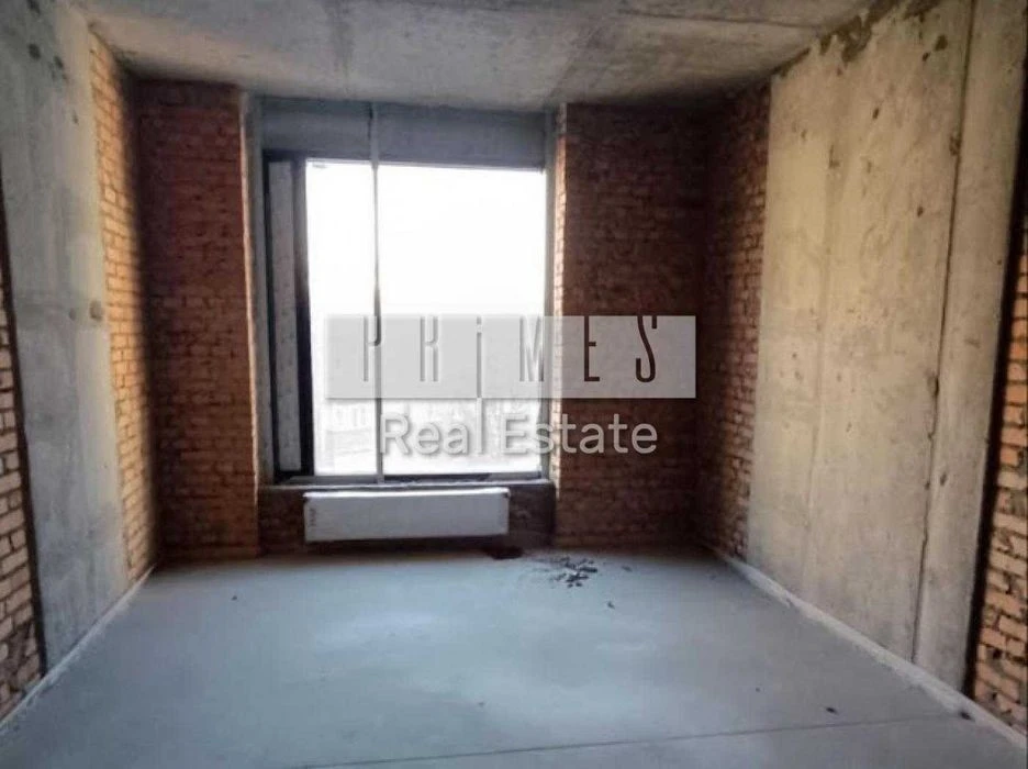 Продаж 4к квартири 106м2 без ремонту Edelweiss House Звірине