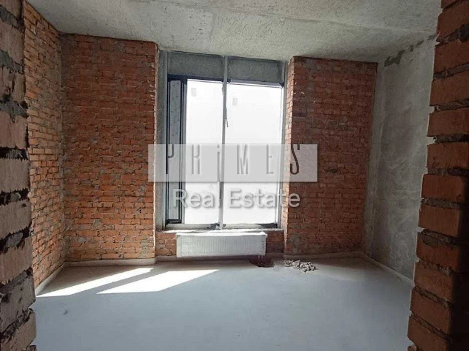 Продаж 4к квартири 106м2 без ремонту Edelweiss House Звірине