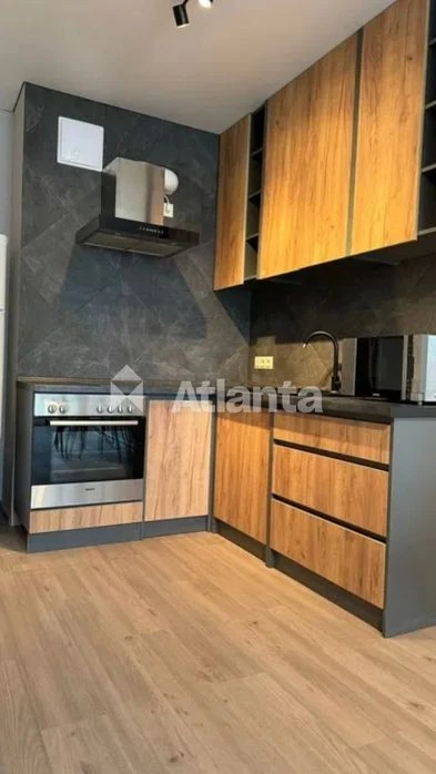Продаж 1 к квартира-євродвійка з дизайнерським ремонтом | ЖК