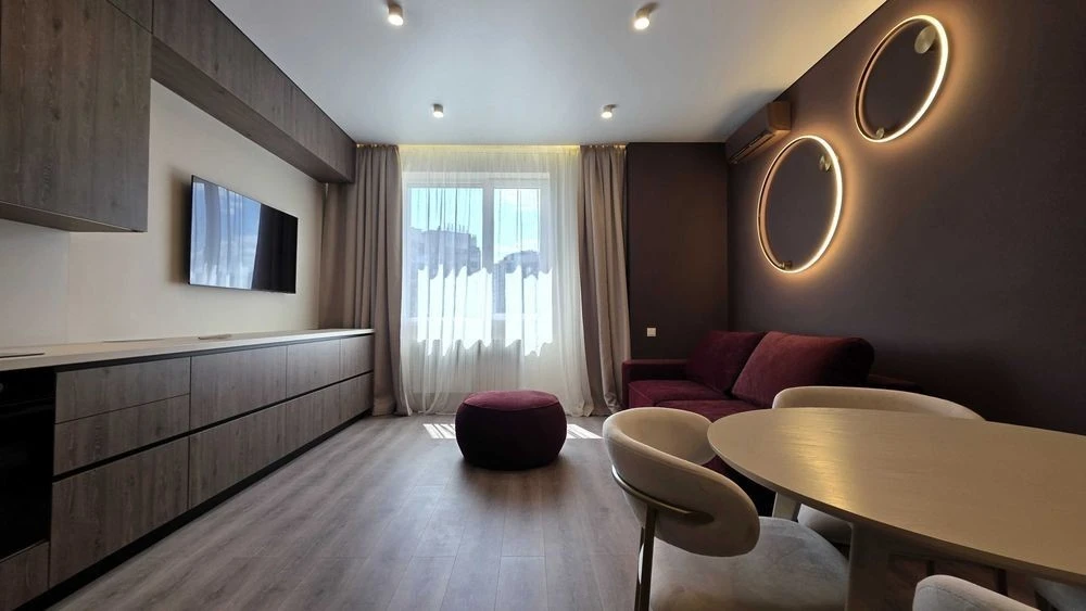 Продаж 3к квартири з ремонтом 101.4 м² | вул. Андрія Верхогл