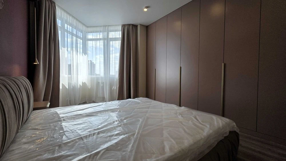 Продаж 3к квартири з ремонтом 101.4 м² | вул. Андрія Верхогл