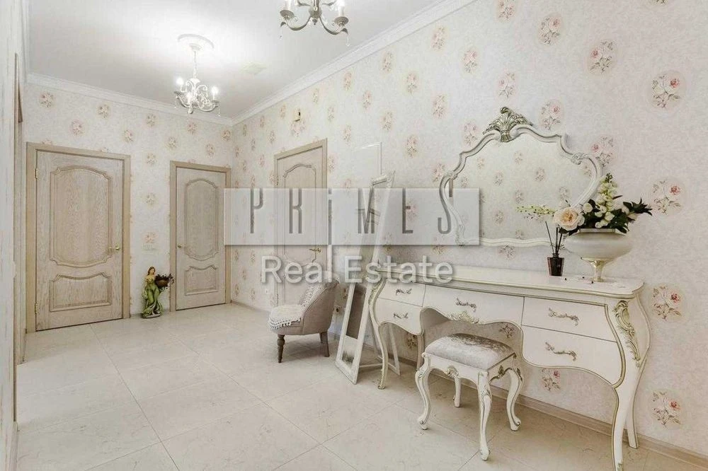 Продаж 2к квартира 86м2 ремонт RiverStone Дніпровська набере
