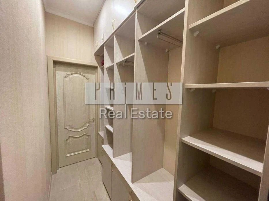 Продаж 2к квартира 86м2 ремонт RiverStone Дніпровська набере