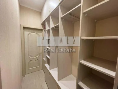 Продаж 2к квартира 86м2 ремонт RiverStone Дніпровська набере