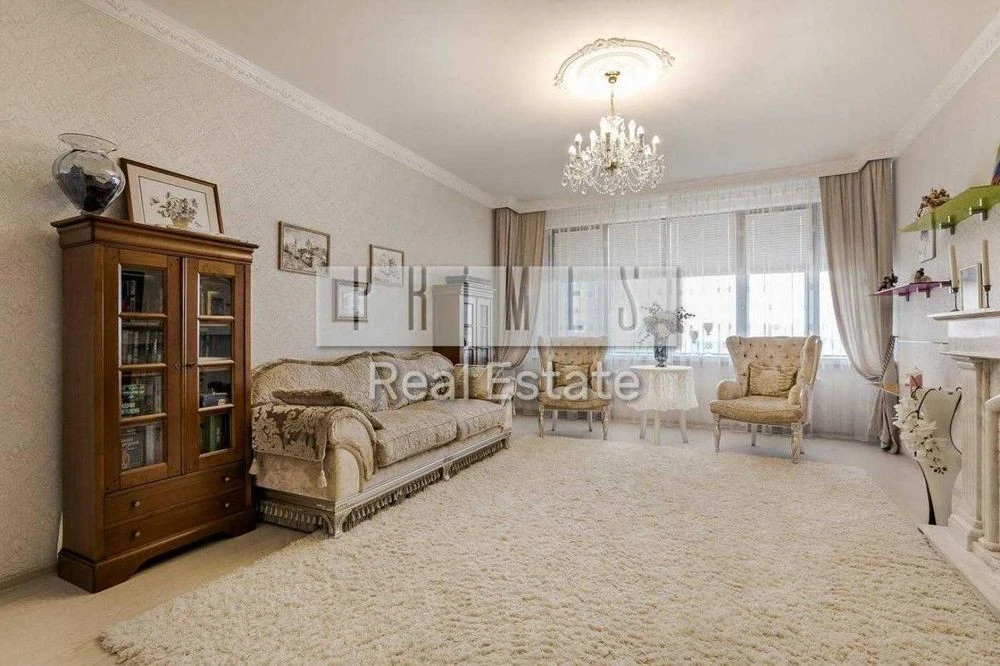 Продаж 2к квартира 86м2 ремонт RiverStone Дніпровська набере