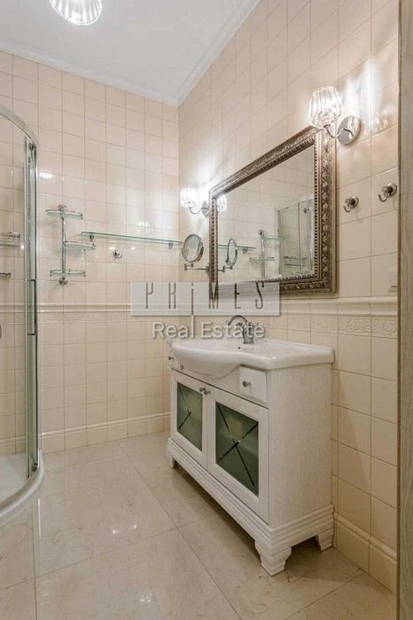 Продаж 2к квартира 86м2 ремонт RiverStone Дніпровська набере