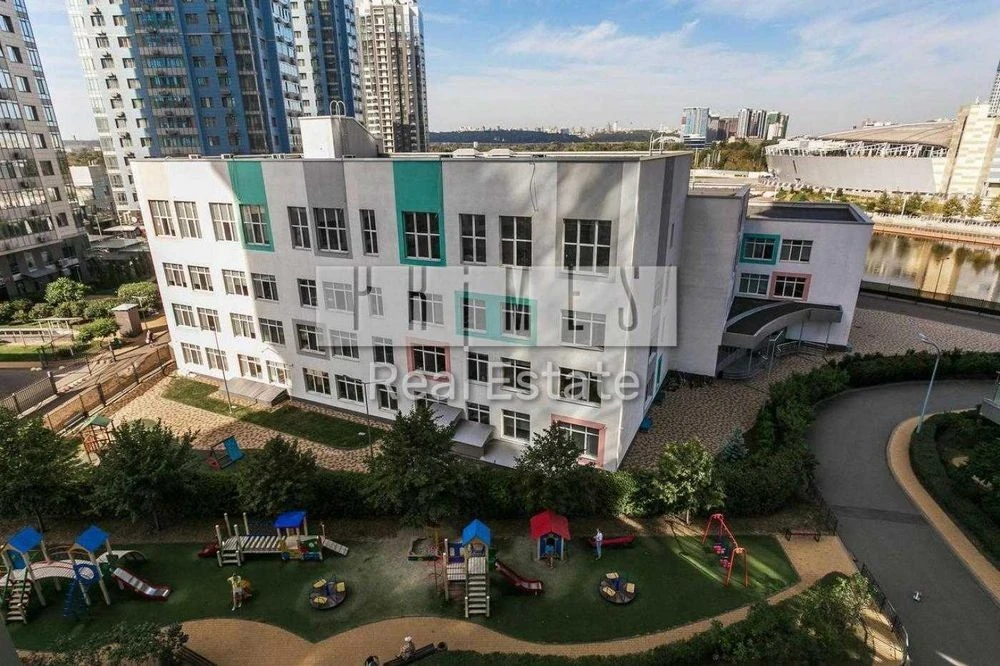 Продаж 2к квартира 86м2 ремонт RiverStone Дніпровська набере