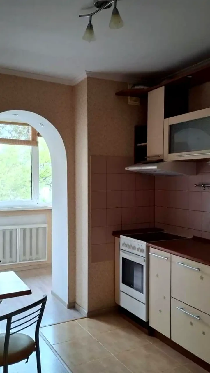 Apartment for sale 1-room 42 m² 2/14 floor.