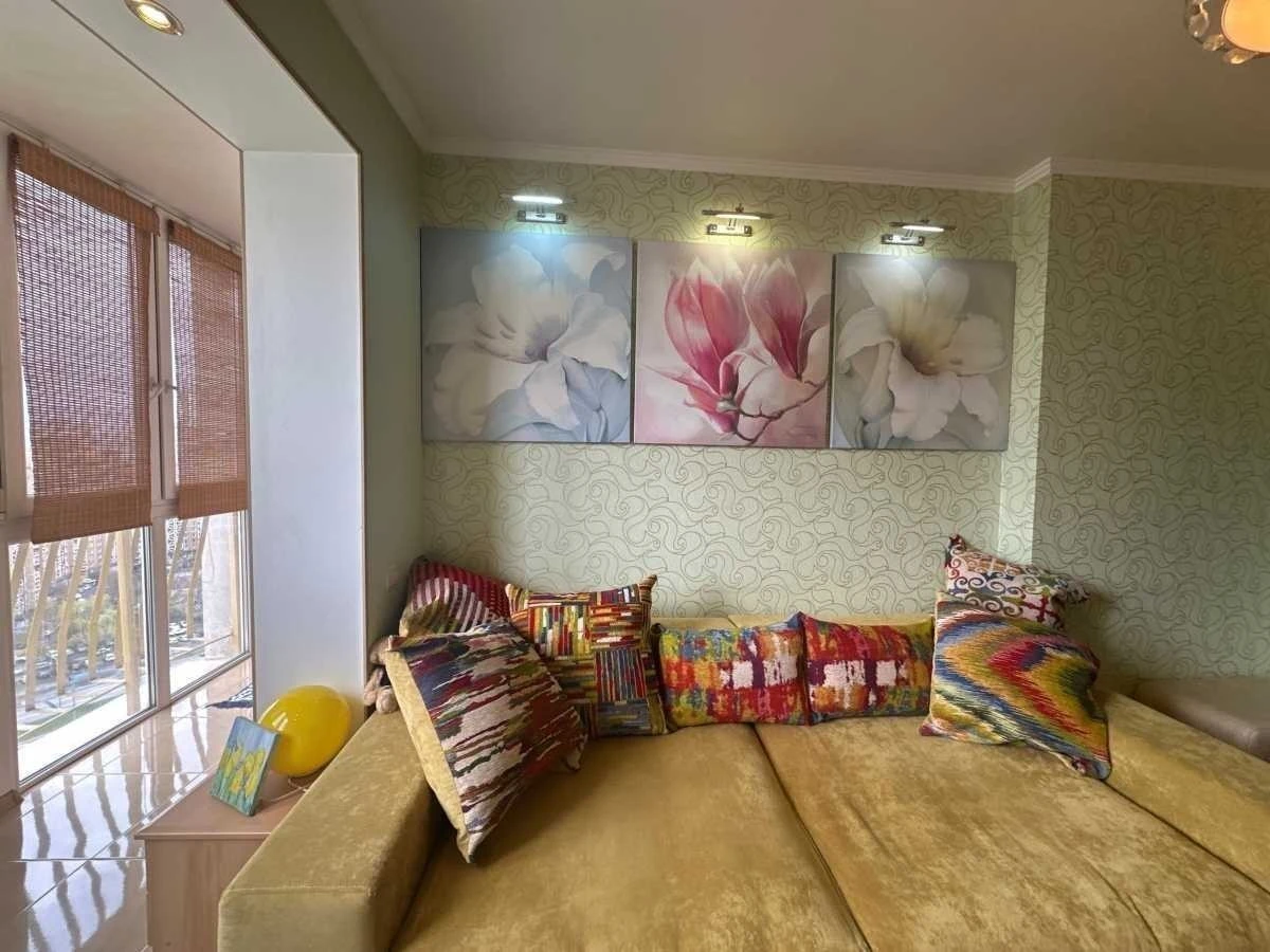 1-room apartment for sale 57 m², Urlivska St., 11A