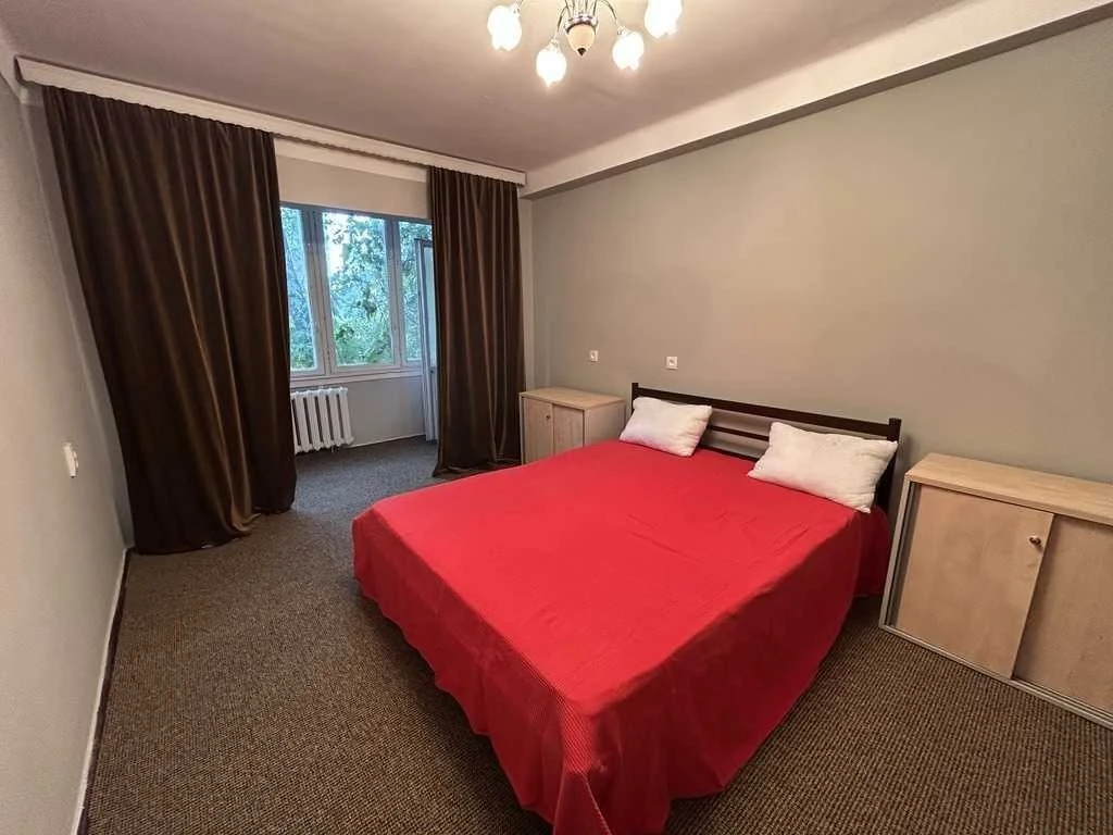 Продаж 3-кімнатної квартири 72 м², Амвросія Бучми вул., 7