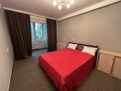 Продаж 3-кімнатної квартири 72 м², Амвросія Бучми вул., 7