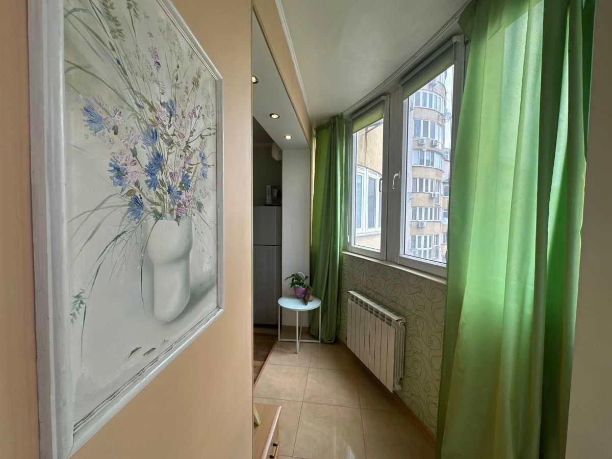 1-room apartment for sale 57 m², Urlivska St., 11A