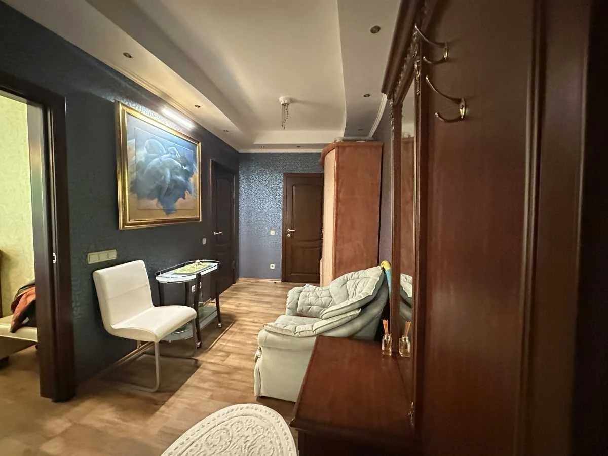 1-room apartment for sale 57 m², Urlivska St., 11A