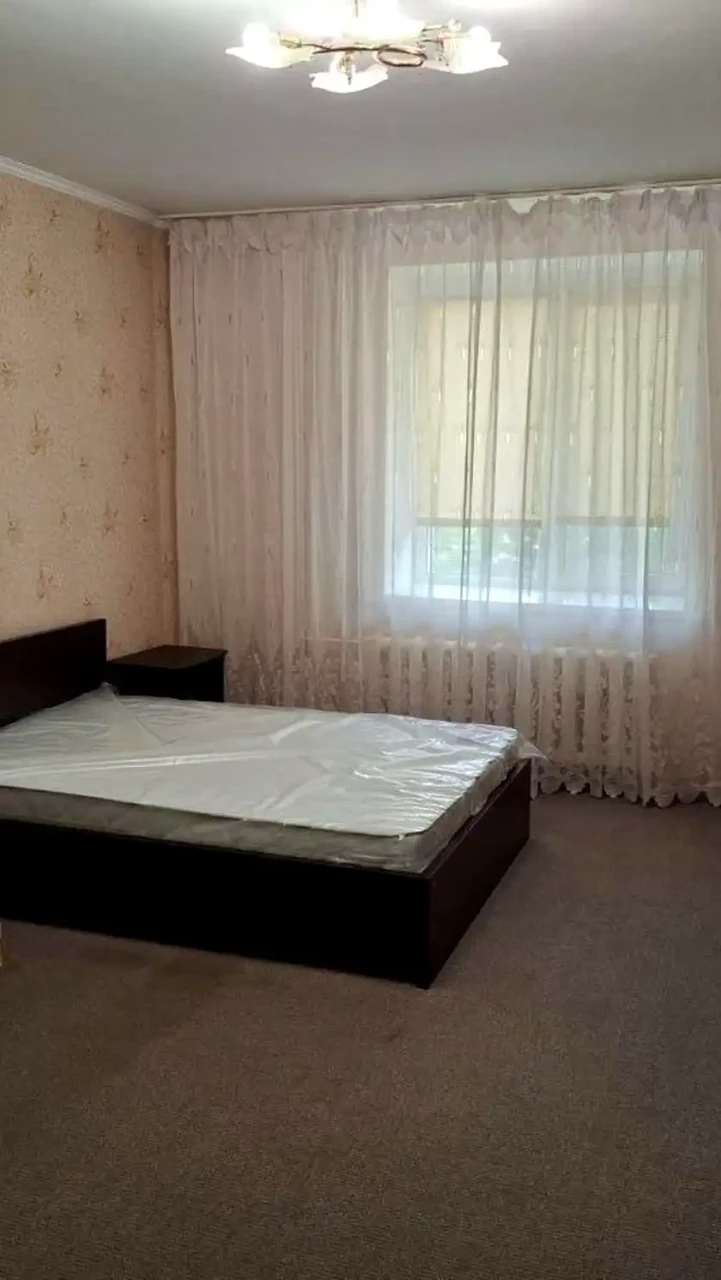 Apartment for sale 1-room 42 m² 2/14 floor.