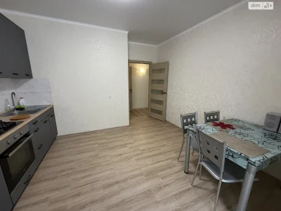 Продаж Квартира Озерна