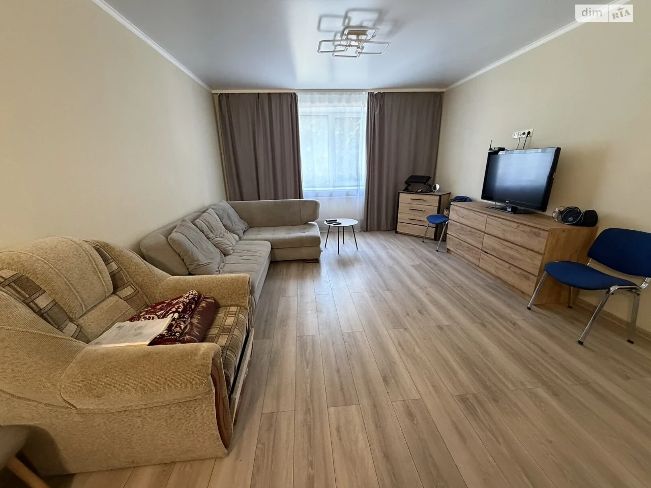 Продаж Квартира Озерна