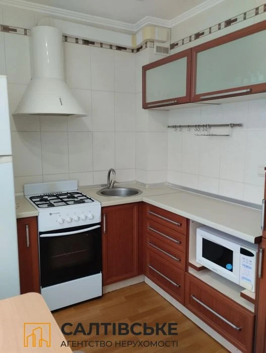 6905-IP Selling a 1-room apartment on Saltovka Geroev Truda 533m/r