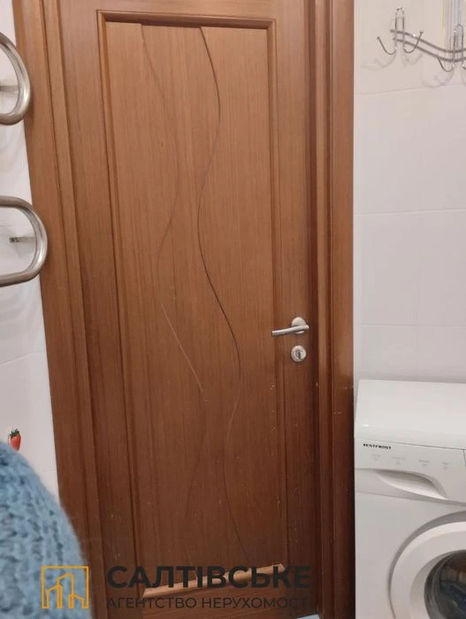 6905-IP Selling a 1-room apartment on Saltovka Geroev Truda 533m/r