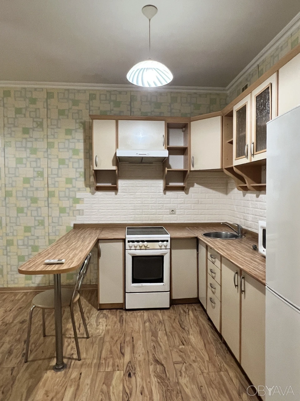 1-room apartment for sale, renovated, no commission, Salyutna