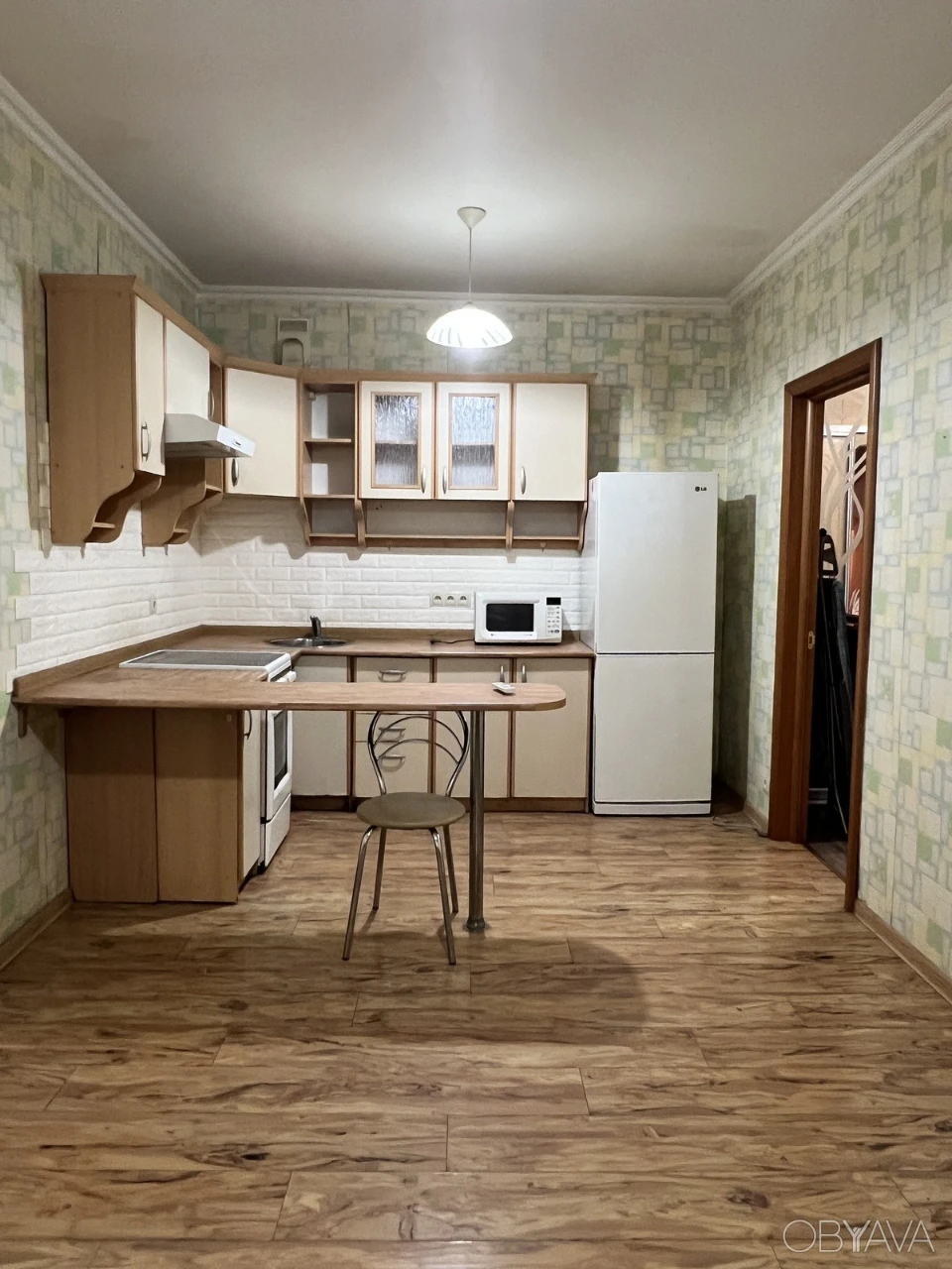 1-room apartment for sale, renovated, no commission, Salyutna