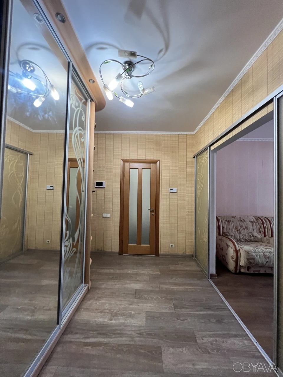 1-room apartment for sale, renovated, no commission, Salyutna