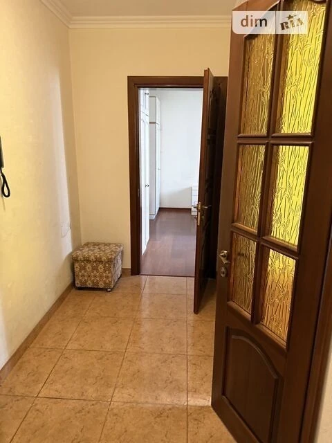 For sale 2-room apartment 56 sq. m. on Dragomanova St. 3A • ID 3465
