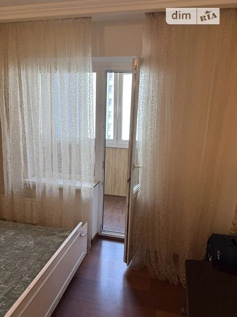 For sale 2-room apartment 56 sq. m. on Dragomanova St. 3A • ID 3465