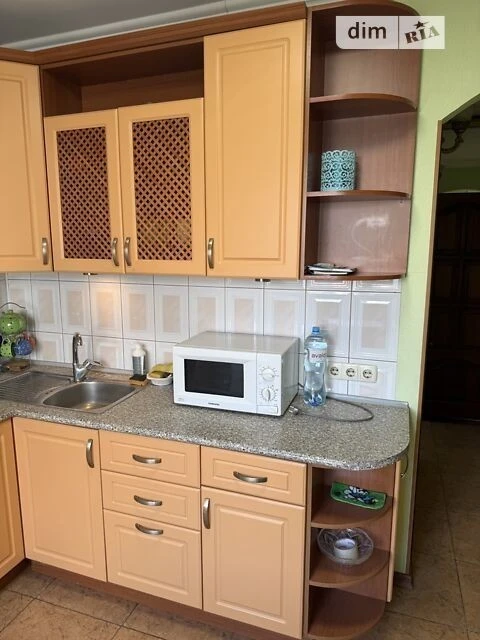 For sale 2-room apartment 56 sq. m. on Dragomanova St. 3A • ID 3465