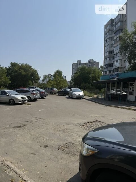 For sale 2-room apartment 56 sq. m. on Dragomanova St. 3A • ID 3465