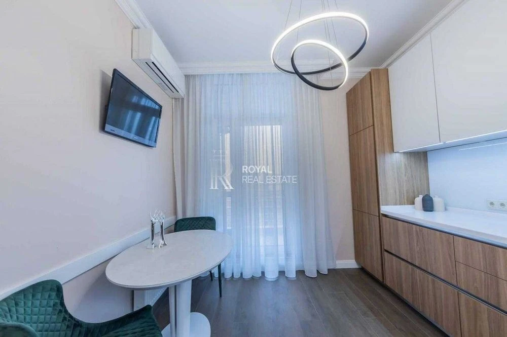 Apartment for sale in the residential complex "Central Park". Metro station Lybidska. Pechersk