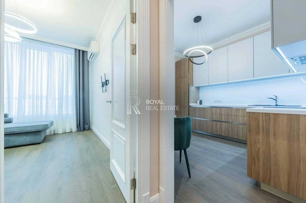 Apartment for sale in the residential complex "Central Park". Metro station Lybidska. Pechersk