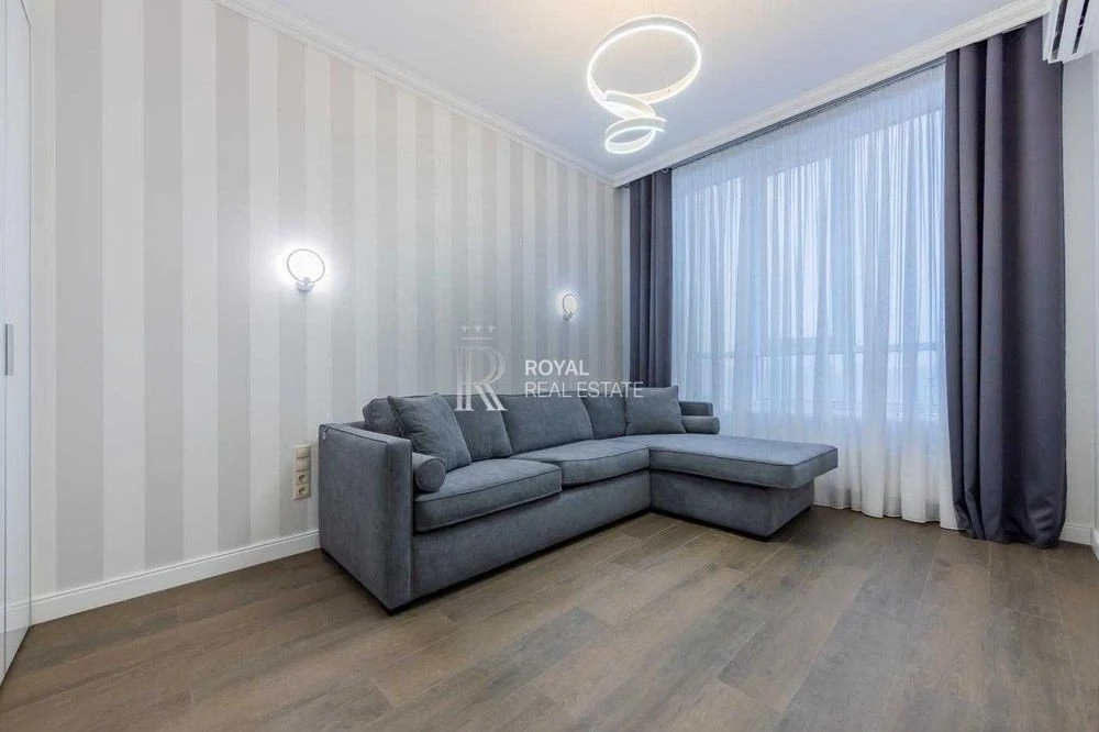 Apartment for sale in the residential complex "Central Park". Metro station Lybidska. Pechersk