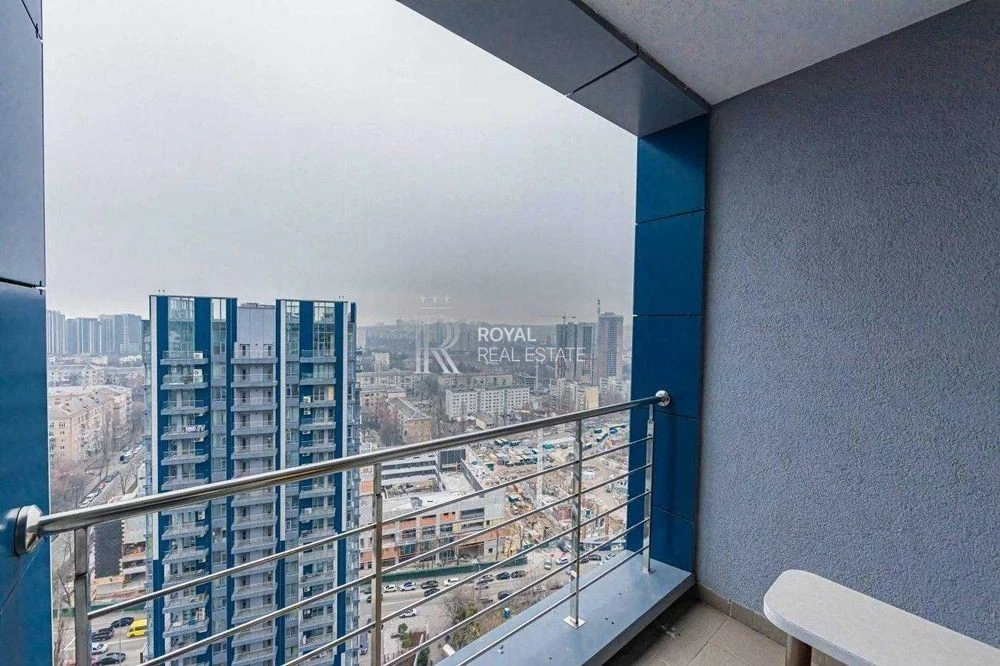 Apartment for sale in the residential complex "Central Park". Metro station Lybidska. Pechersk