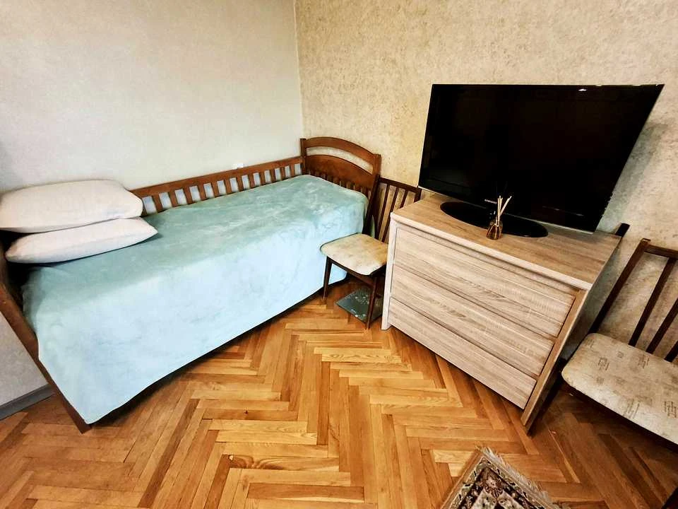 Квартира. Київ, Брюссельська вул. (Гончарова)