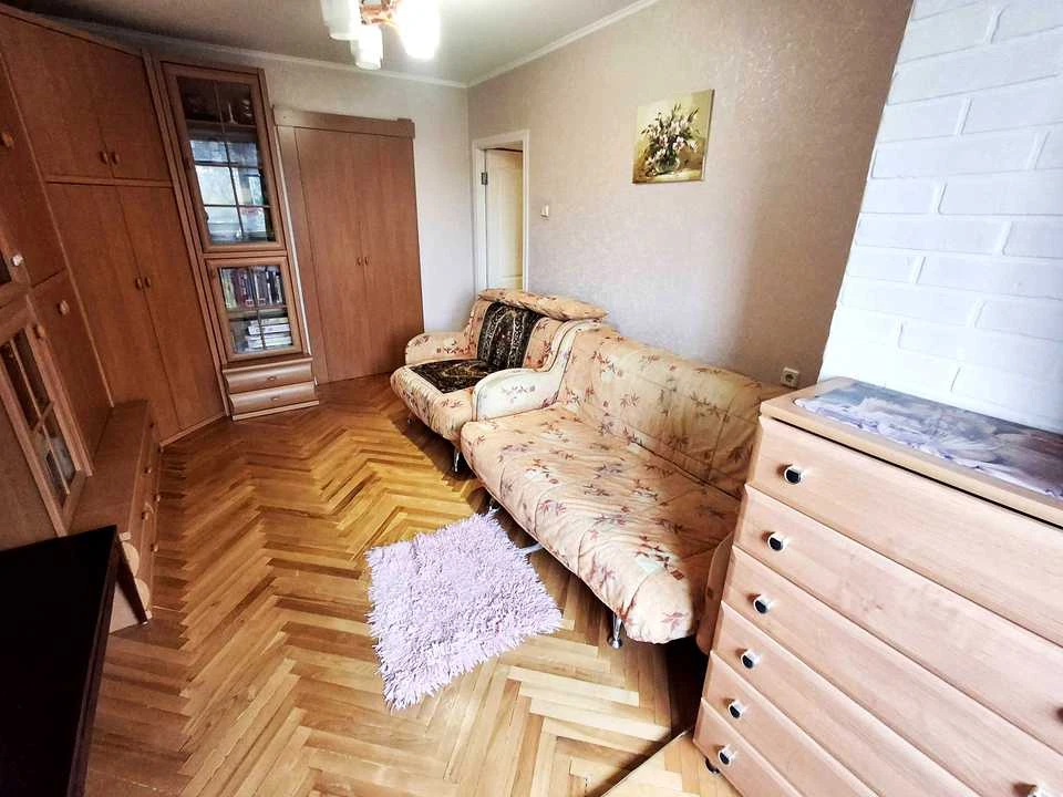 Квартира. Київ, Брюссельська вул. (Гончарова)