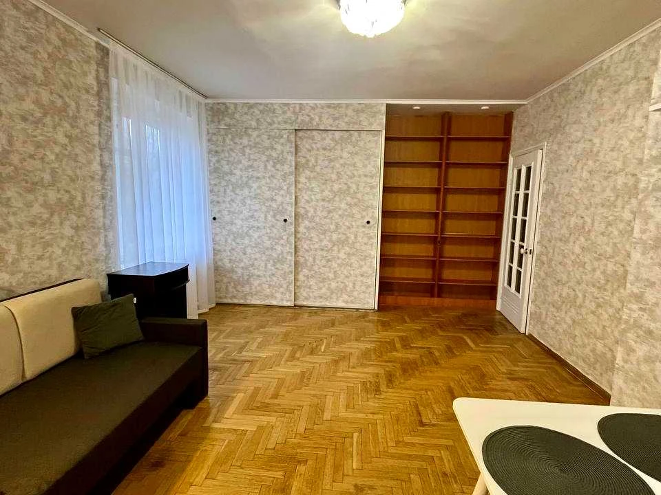 Квартира. Київ, Костя Гордієнка пров. (Чекістів)