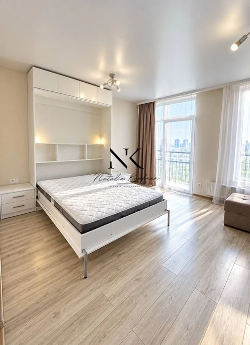 Продаж студії 31 м2. Комфорт Таун