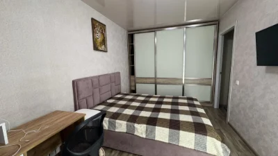 Продам, двокімнатна , 12квартал, Терра,