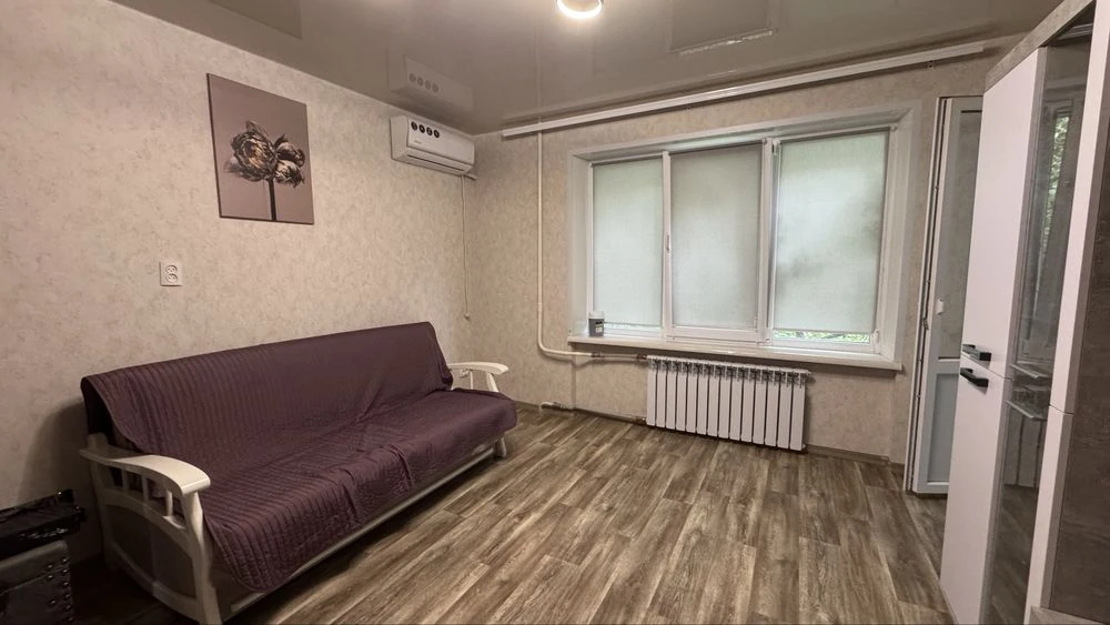 Продам, двокімнатна , 12квартал, Терра,