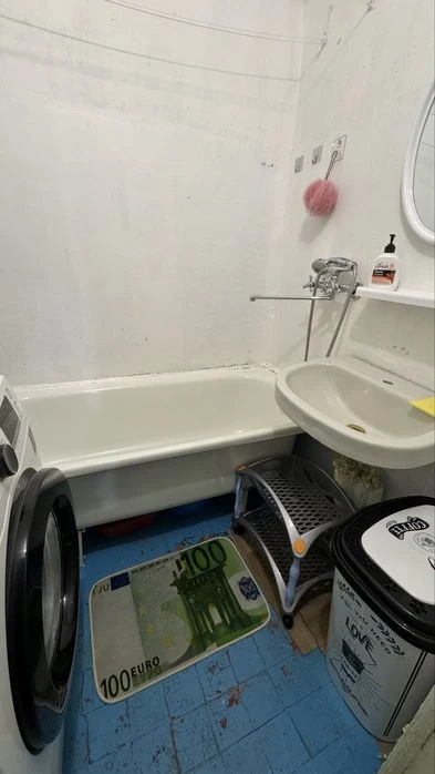 Продам, двокімнатна , 12квартал, Терра,